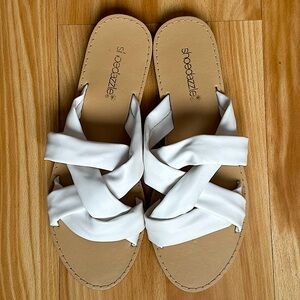 Daniela slide sandal